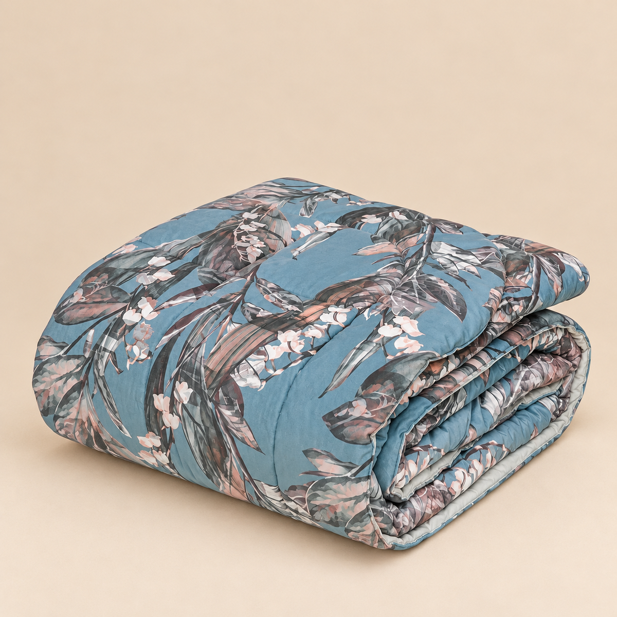 Trapunta Matrimoniale Invernale Mughetto in Percalle di Cotone con Fantasia Botanica Azzurro Polvere 270 x 270 cm – Tessitura Randi