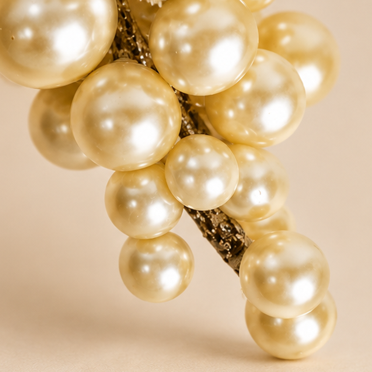 Grappolo d’Uva Decorativo Perla e Oro H 13 cm