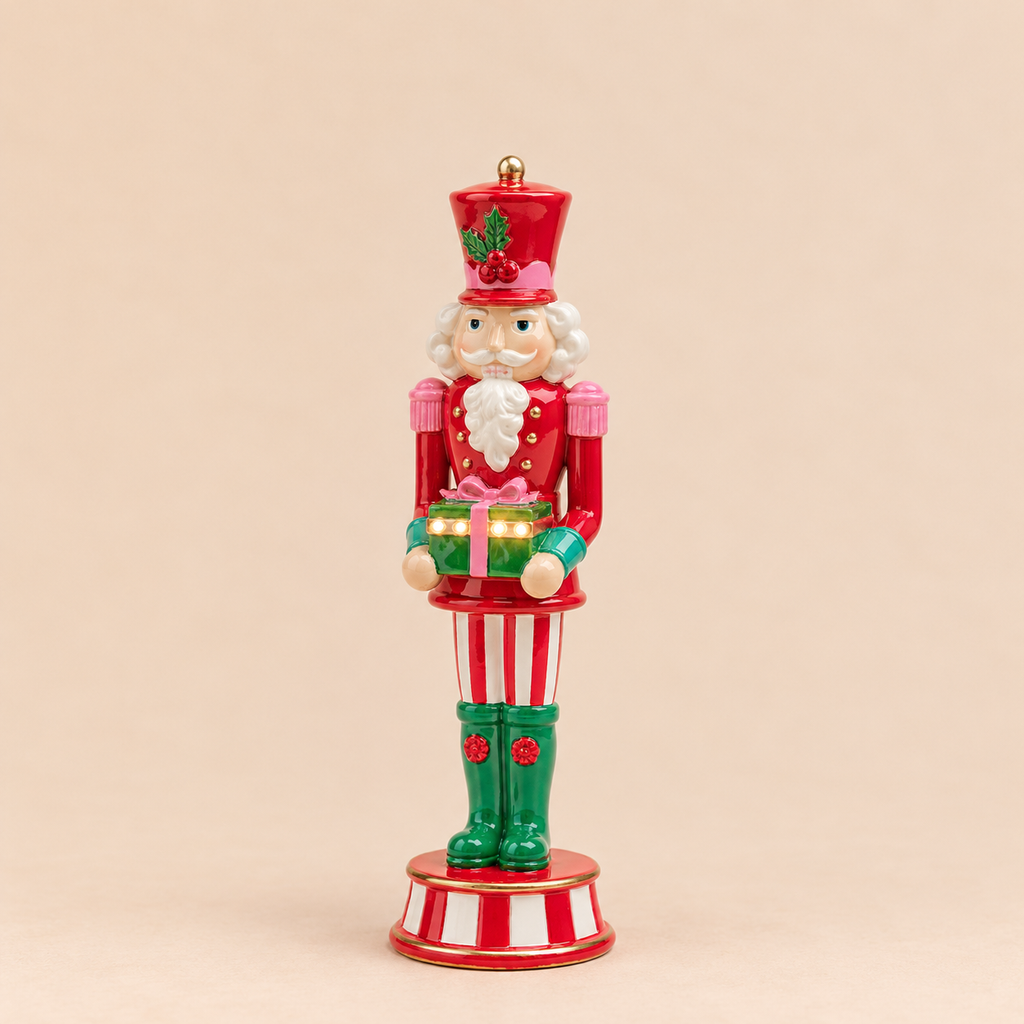 Schiaccianoci Natalizio EDG con Regalo Luminoso LED Rosa, Rosso e Verde – H 31 cm