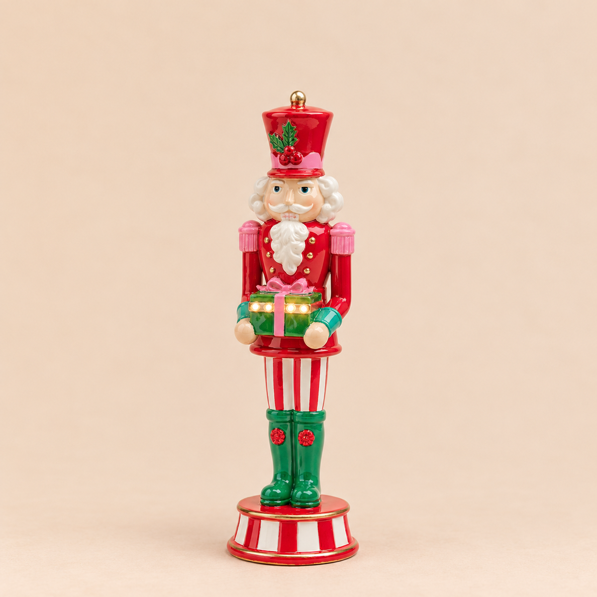 Schiaccianoci Natalizio EDG con Regalo Luminoso LED Rosa, Rosso e Verde – H 31 cm