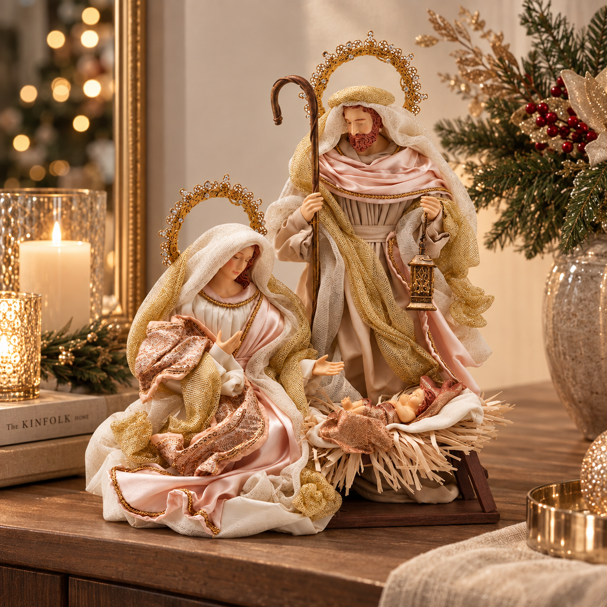 Natività Sacra Famiglia H 50 cm in Poliresina con Abiti in Tessuto - EDG