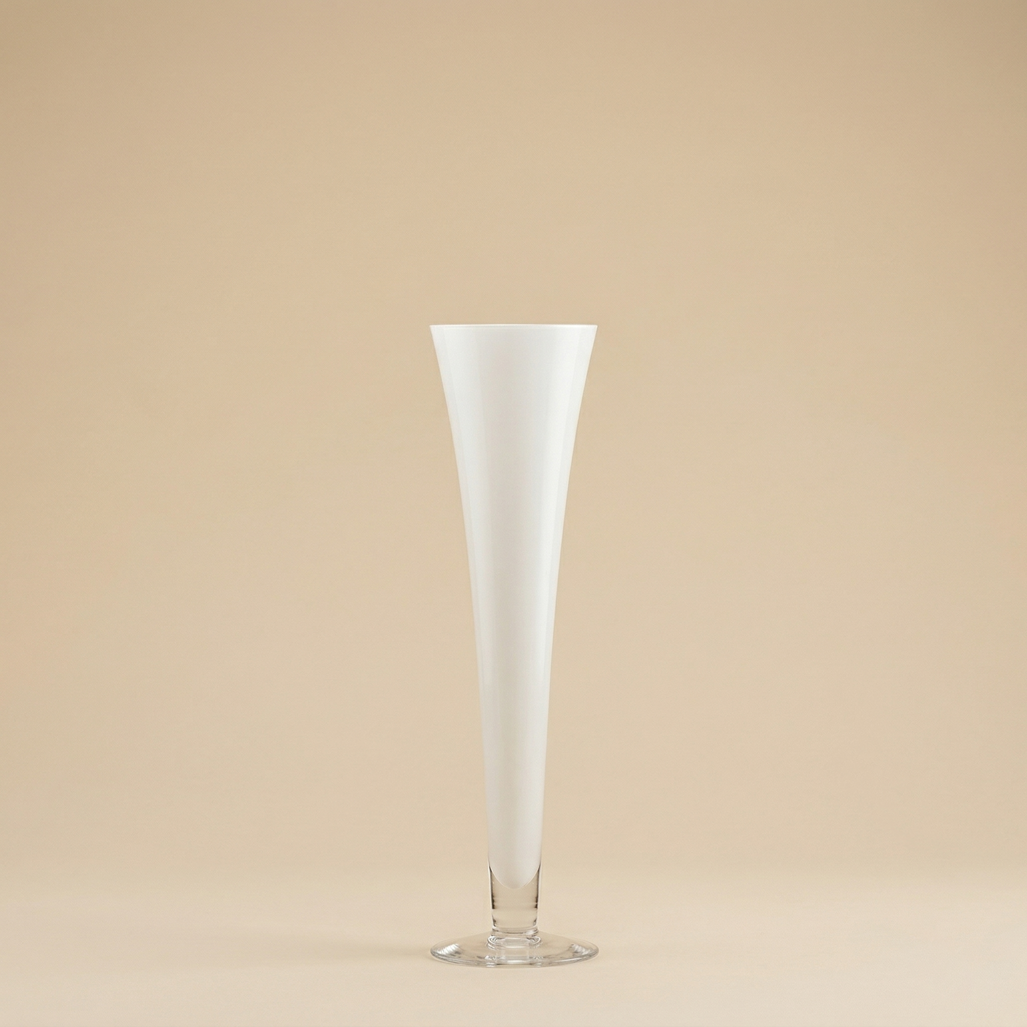 Vaso imbuto bianco h.60