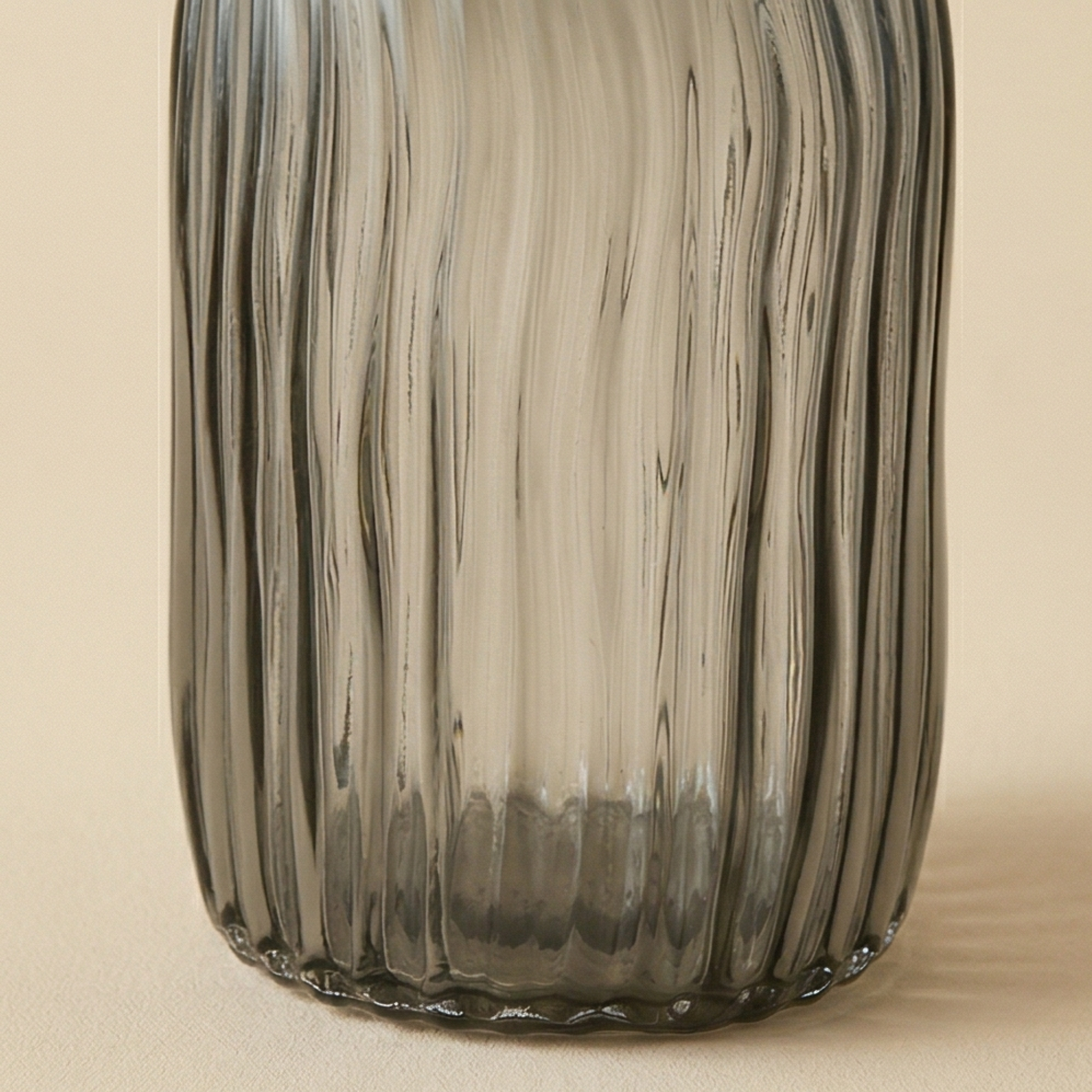 Vaso cilindrico righe grigio h.20