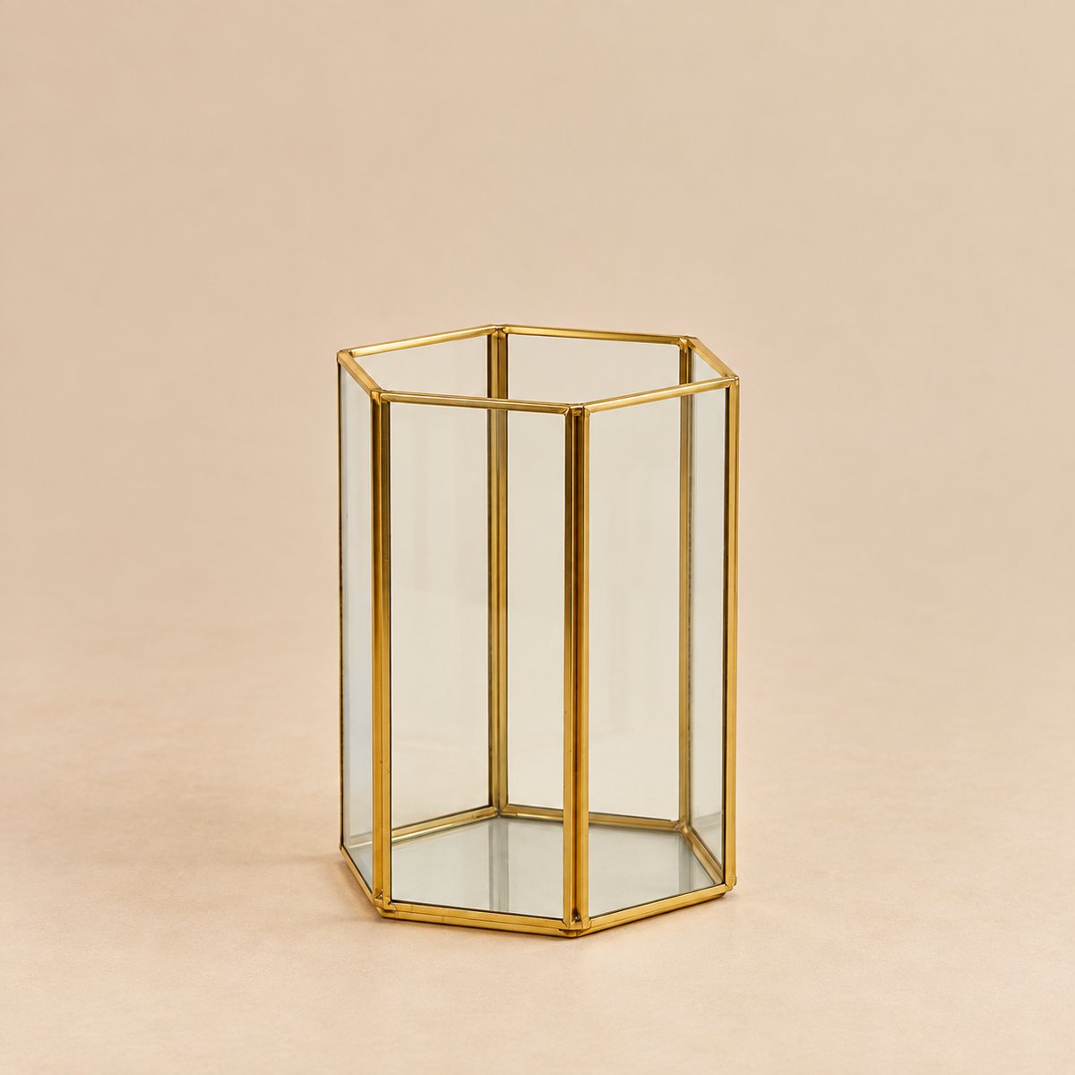 Portacandela Esagonale in Vetro e Metallo Oro Ø12 x H15 cm