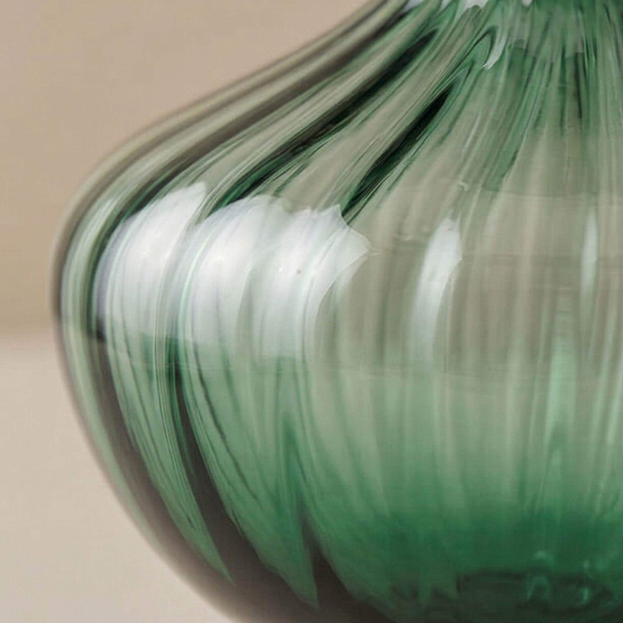 Vaso anfora verde h.30