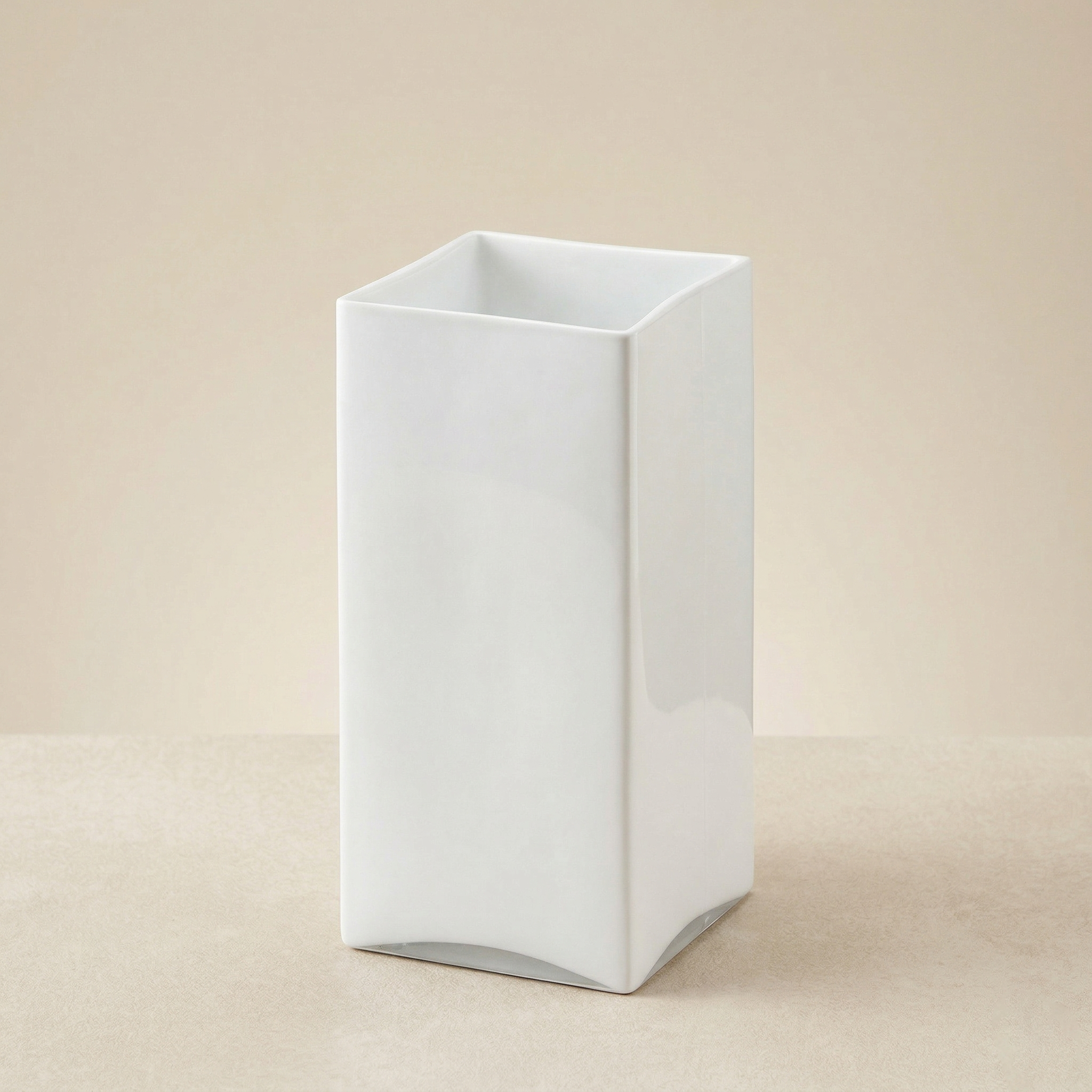 Vaso quadrato bianco in vetro h.28