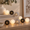Ghirlanda Luminosa LED con Gomitoli Bianco, Nero e Grigio – 10 LED