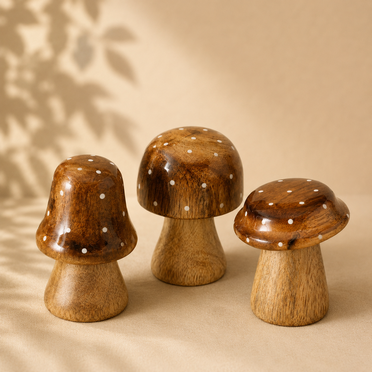 Fungo decorativo in legno di mango — h 7 cm
