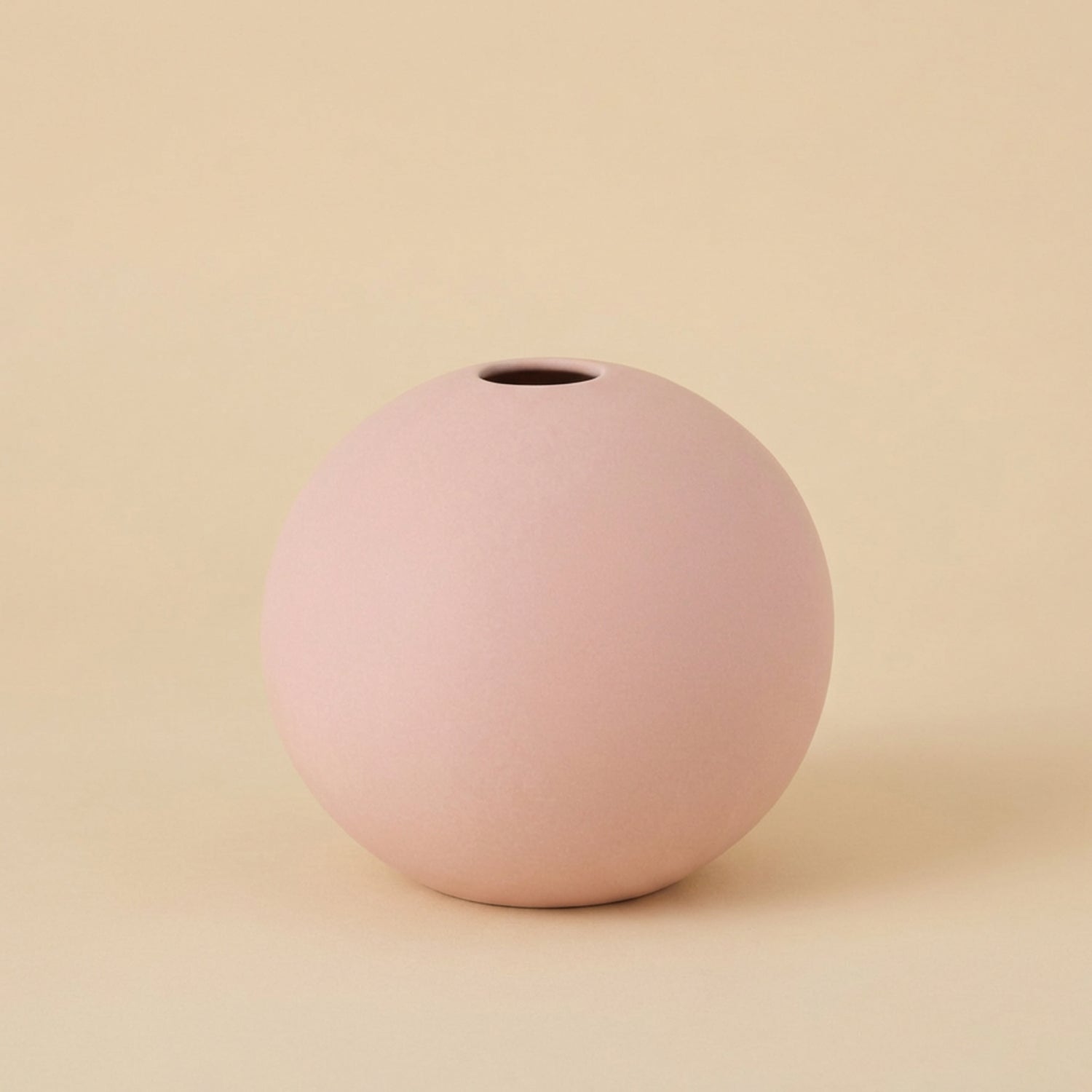 Vaso sfera opaco rosa h.11,5