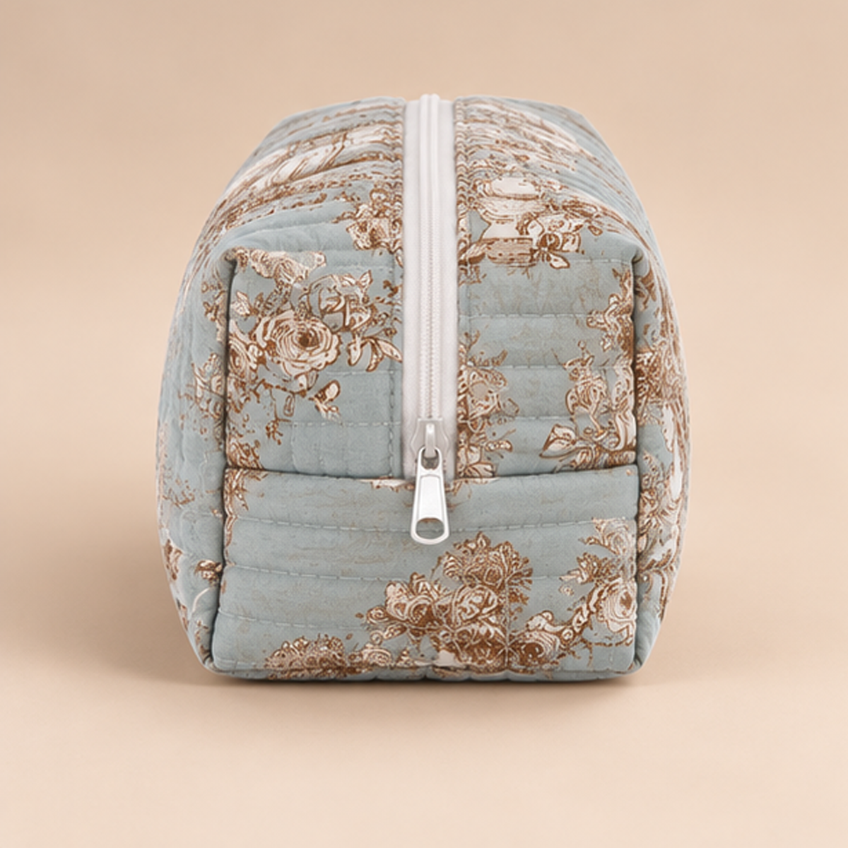 Pochette Toile du Borgo Verde Salvia in 100% Cotone Trapuntato con Chiusura Zip