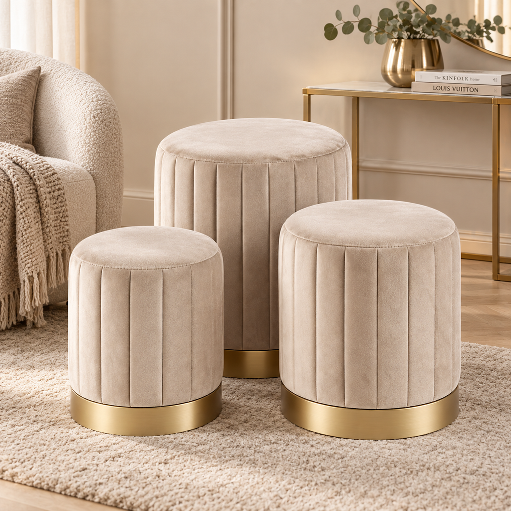 Pouf Rotondo in Velluto Beige con Base Oro
