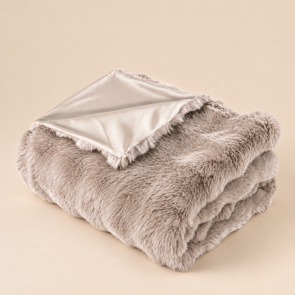 Plaid eco pelliccia collezione Abbraccio soffice