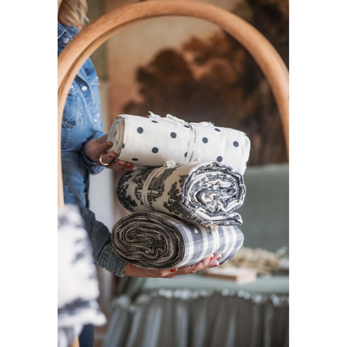 Tovaglia "Versailles" 140x220cm