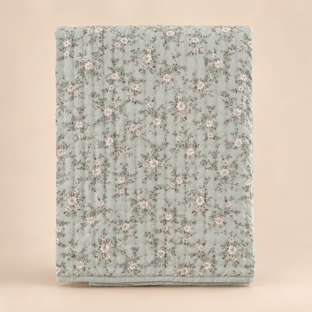 Trapunta Matrimoniale Hiver Fleuri con Fantasia Floreale Verde Salvia 260 x 260 cm