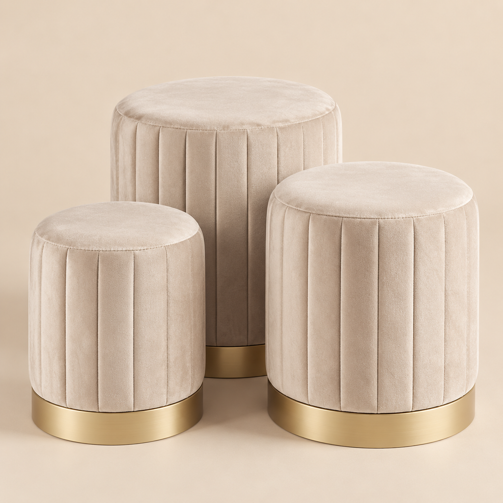 Pouf Rotondo in Velluto Beige con Base Oro