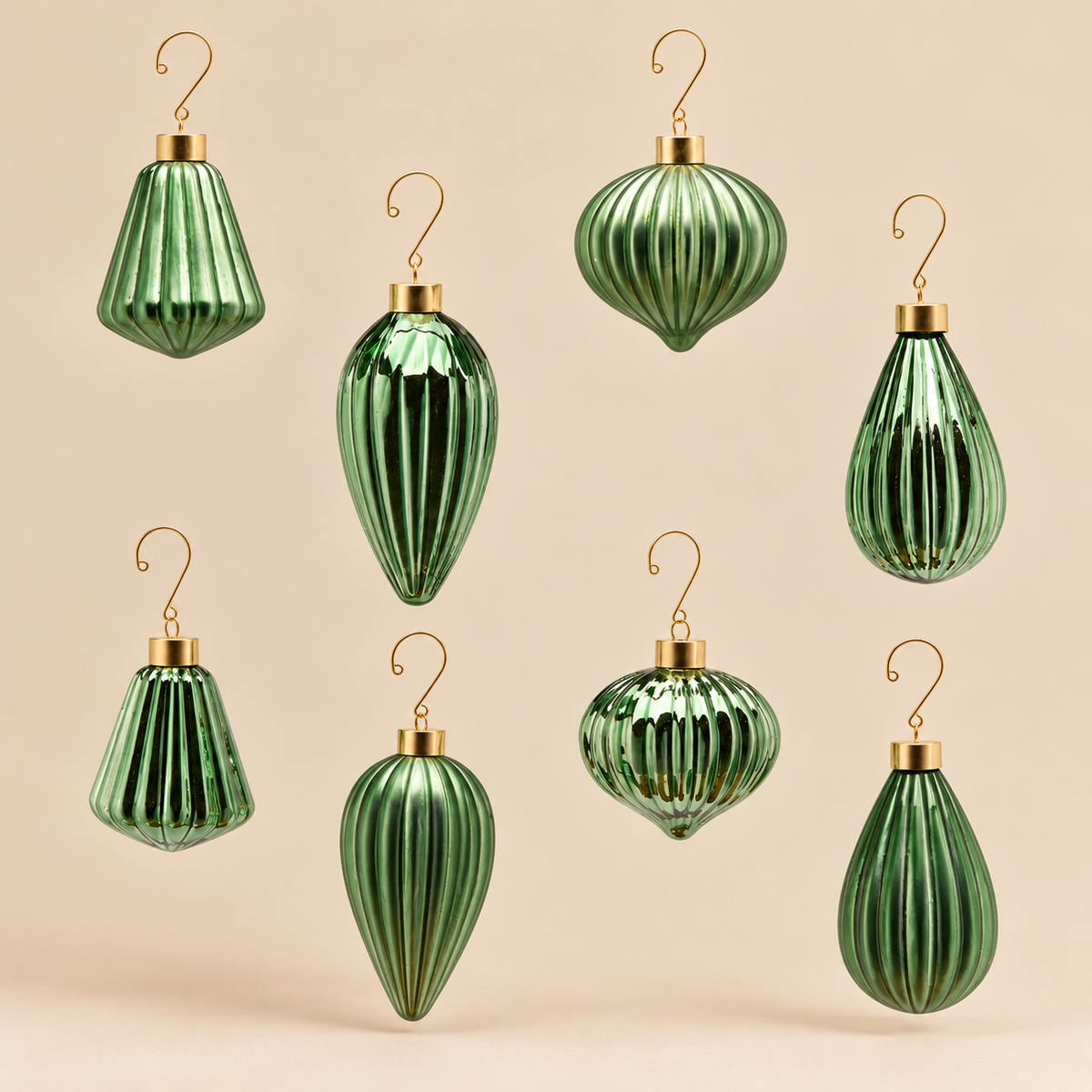 Pendaglio Natalizio EDG in Vetro Verde Scanalato Ø6/8 cm – Finitura Lucida o Satinata