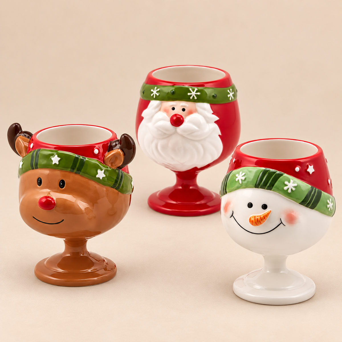 Calice Natalizio EDG in Ceramica – Renna, Babbo Natale e Pupazzo di Neve – Ø 10,5 x H 13 cm