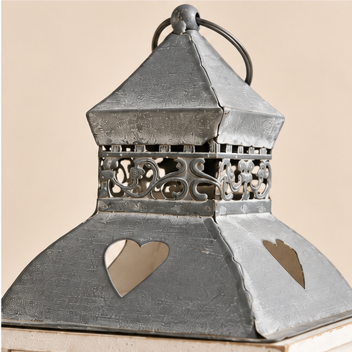 Lanterna Vintage in Legno e Metallo 17,5 x 17,5 x H 40 cm (Seconda scelta)