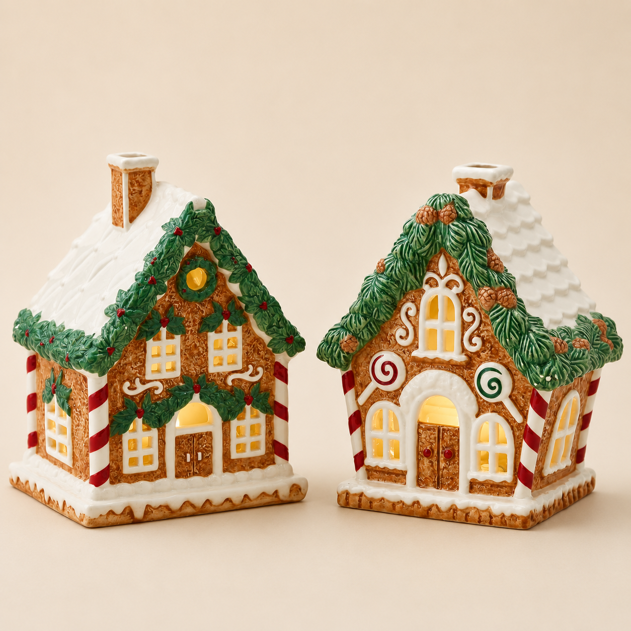 Casa Candy Natalizia con LED in Ceramica – H 23 cm