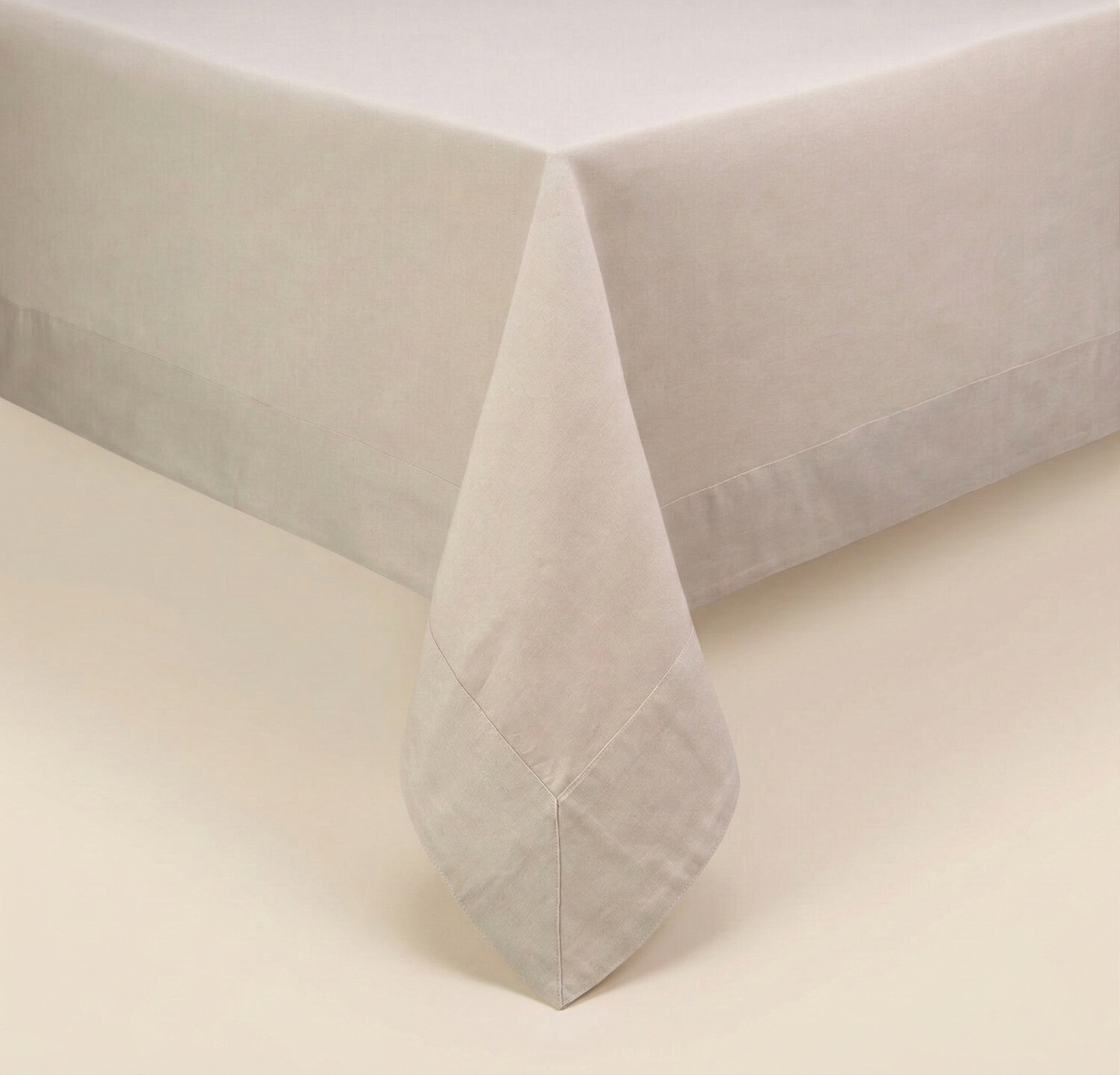 Tovaglia Demetra beige 140x240cm