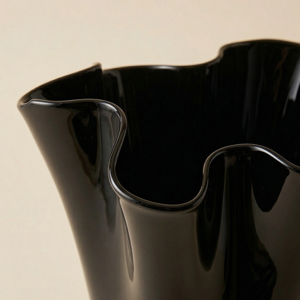 Vaso drappo nero h.22