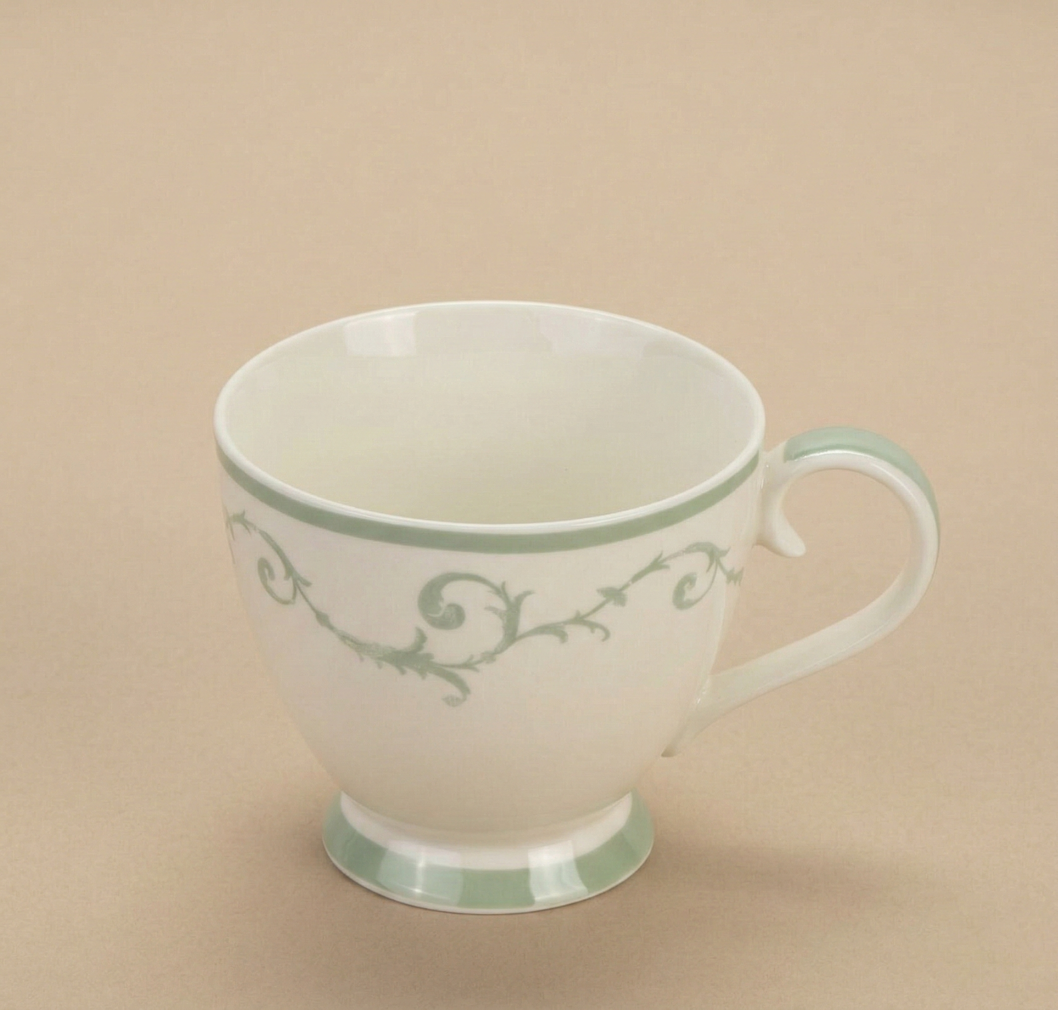 Tazzona New Bone Chloe Tazza