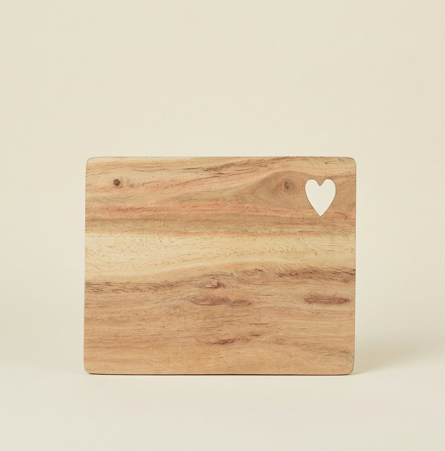 Tagliere in acacia con cuori 15x20 Tagliere