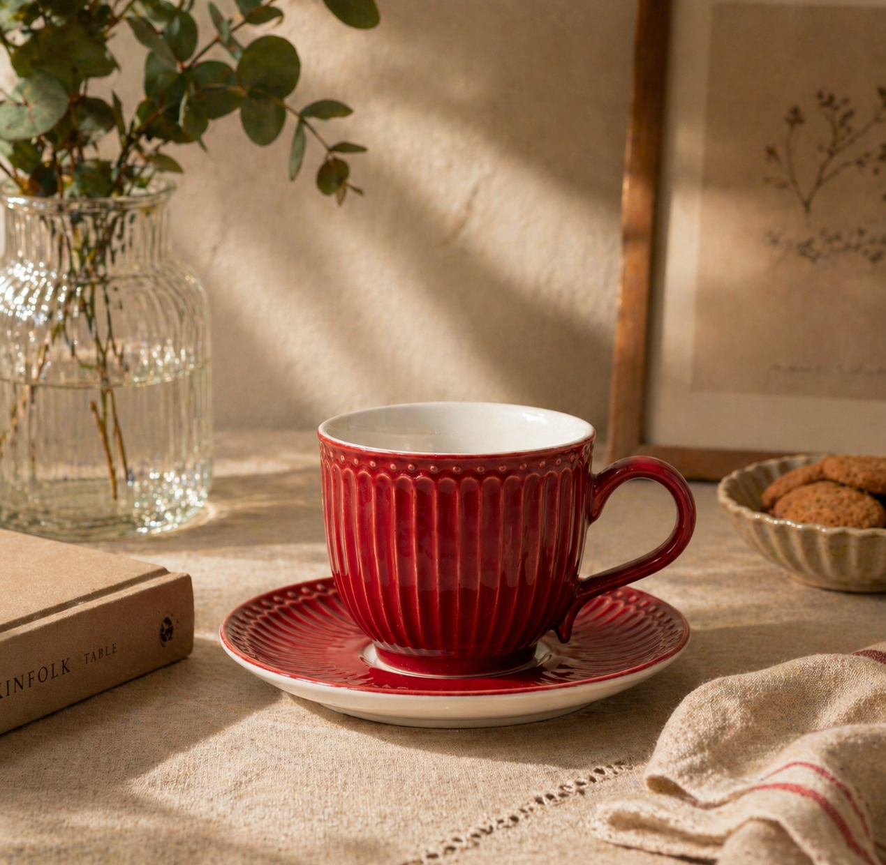 Tazza con piattino Alice rossa