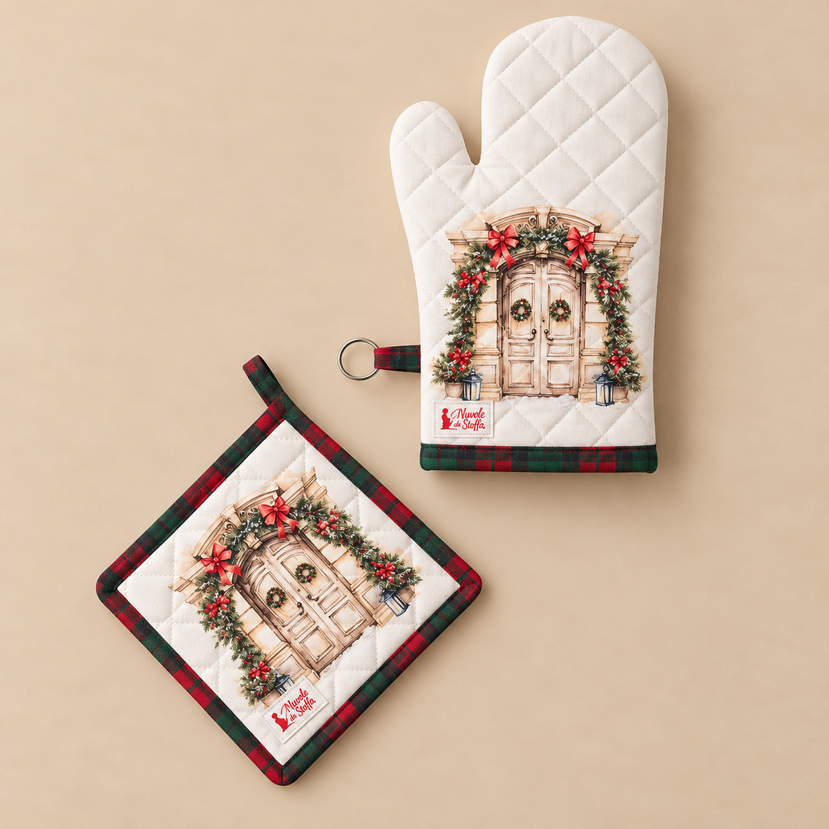 Set Guanto da Forno e Presina Natalizia – Christmas is Coming con Portone Decorato e Fantasia Tartan