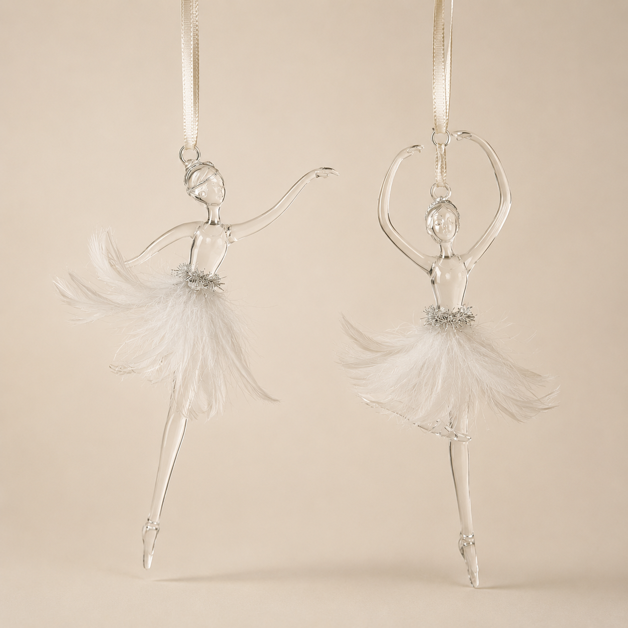 Ballerina con Piume Enzo De Gasperi