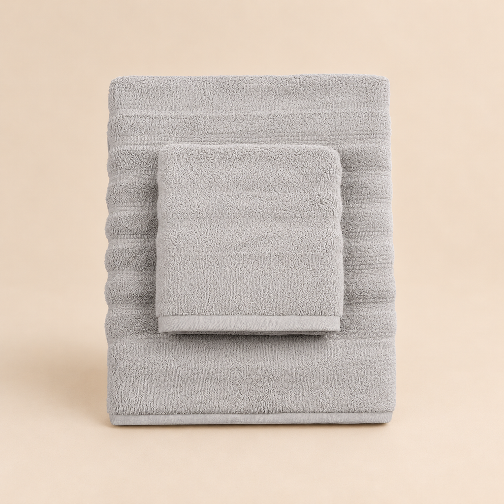 Set Asciugamani Bagno Luxury 2 Pezzi in Spugna 100% Cotone Naturale Grigio Chiaro