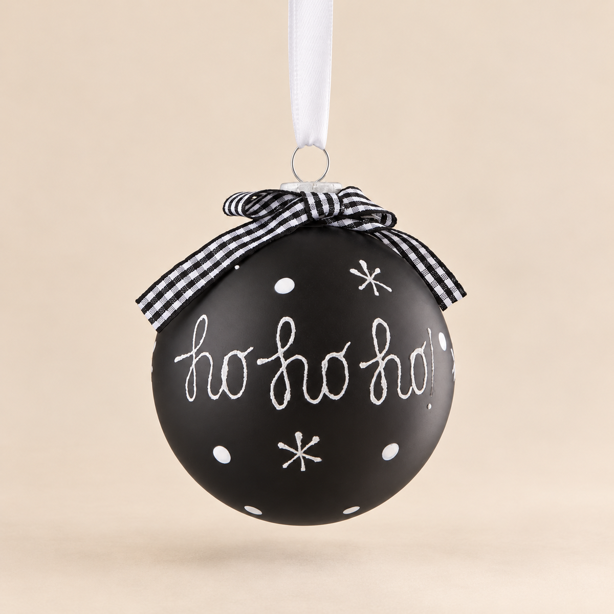 Sfera Natalizia in Vetro Nero Opaco con Scritta Ho Ho Ho e Fiocco a Quadretti Ø8 cm