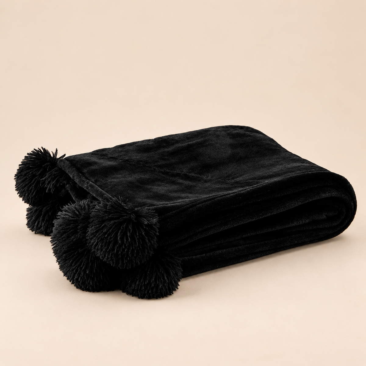 Plaid con Pompon Nero 180 x 130 cm