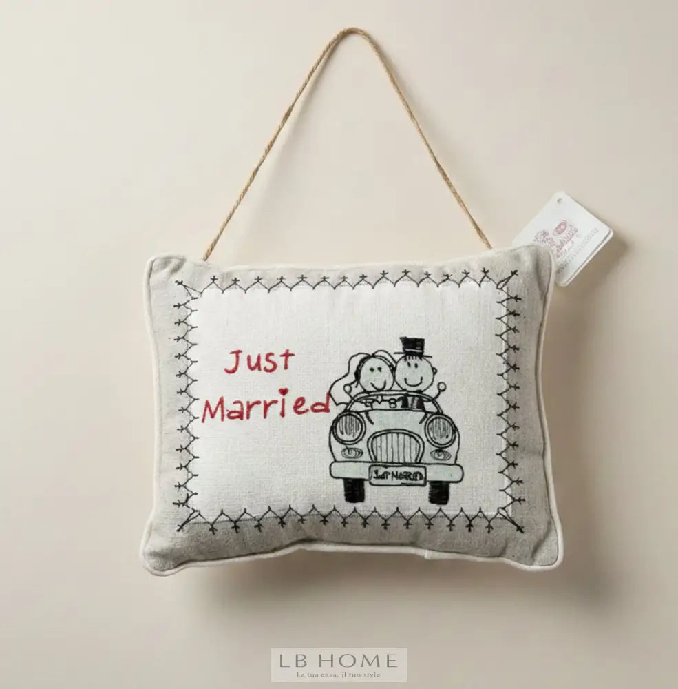 Cuscino Decorativo “Just Married” da Appendere Idee regalo