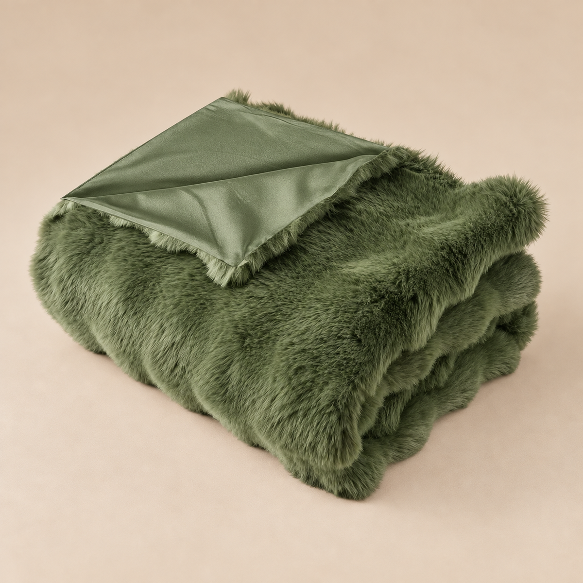 Plaid in Ecopelliccia Verde Salvia Morbido ed Elegante 130 x 170 cm – Blanc Mariclò
