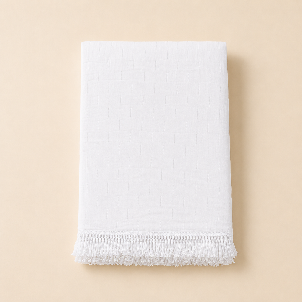 Trapunta matrimoniale con Frange Blanc Mariclò – Collezione Petali Uniti