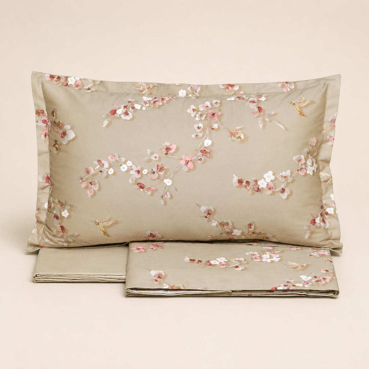 Completo Letto Matrimoniale Bloom – Raso di Puro Cotone 300 TC Bloom Almond beige