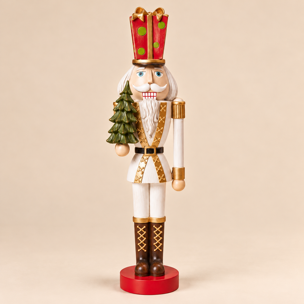 Schiaccianoci Natalizio Decorativo in Resina Bianco e Oro con Alberello Verde e Cappello Rosso – H 43 cm