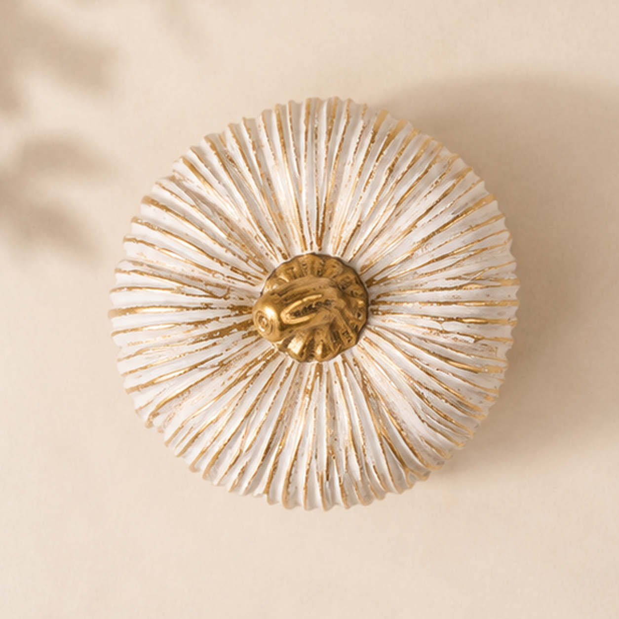 Zucca Decorativa Bianca e Oro in Ceramica – Ø 12 x H 10 cm