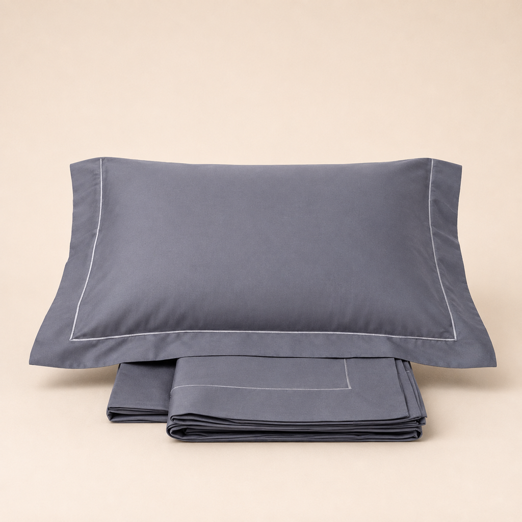 Completo Lenzuola in Raso di Cotone 300 TC Elite — Colore Piombo