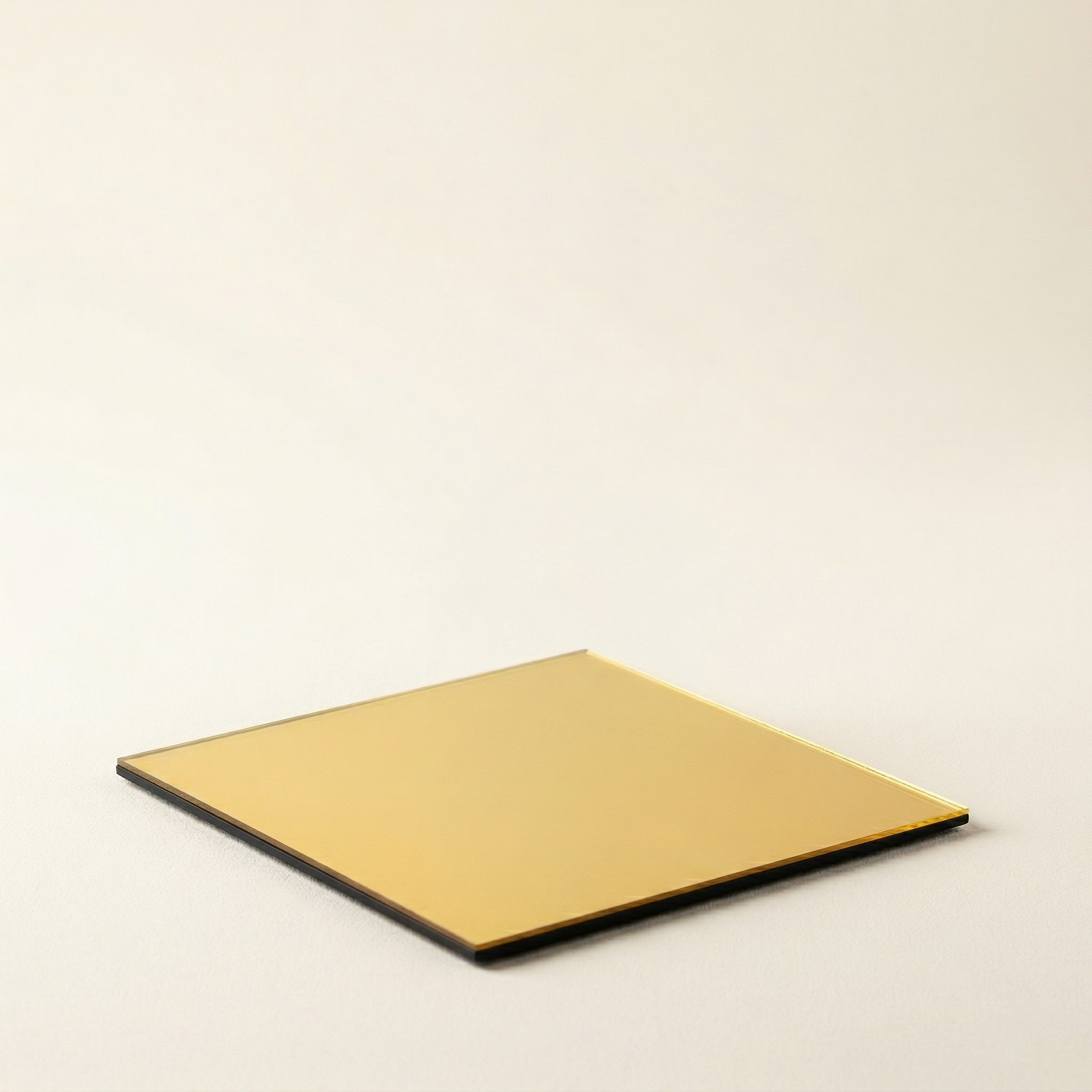 Base specchio quadrata oro