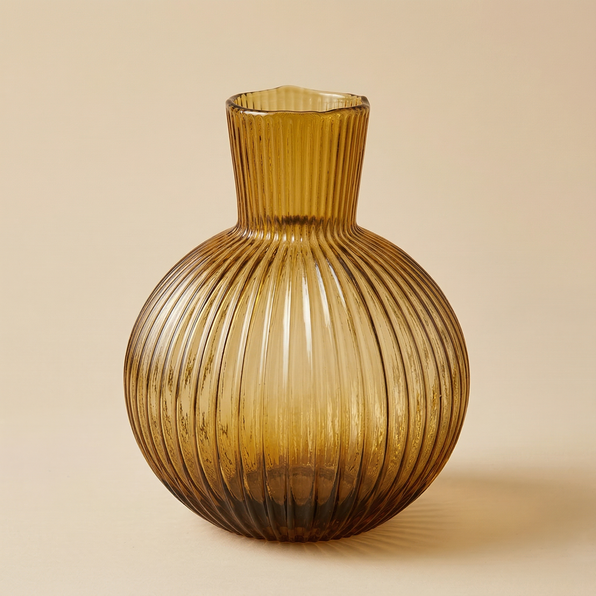 Vaso ampolla rigato ambra h.35